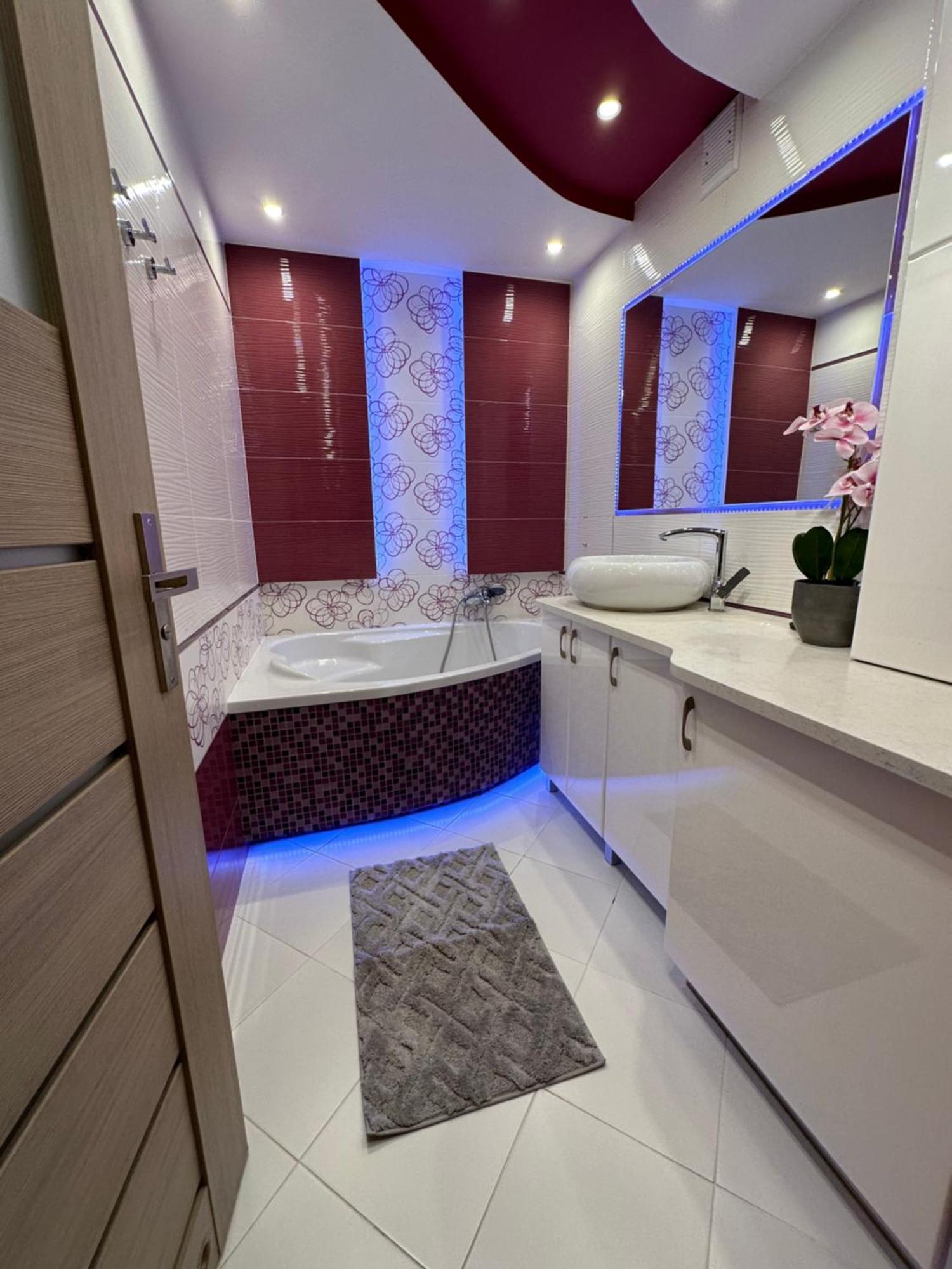 Large, Luxury Condo With Sauna Przemyśl Extérieur photo